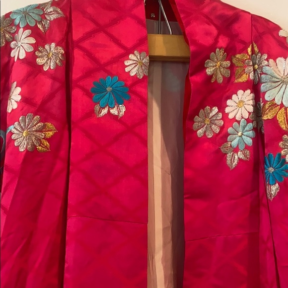 Vintage antique Japanese kimono wedding dress - Picture 2 of 16